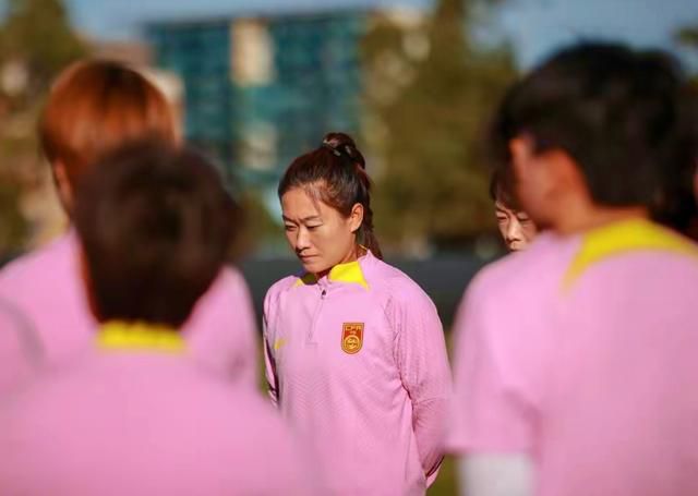 2021年度总票房截至发稿时累计191.96亿，即将冲击200亿。