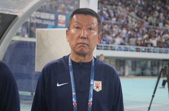 他们的坚持，让两岸交流的大门从一条缝隙，逐渐变成坦途。
