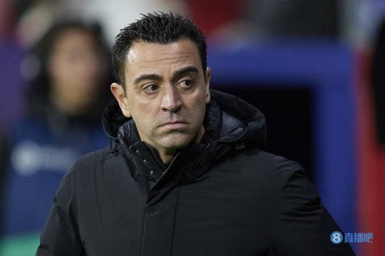 《长津湖》超《流浪地球》 暂列中国票房榜第四 2021-10-17 10月16日，全国院线总票房报收2.75亿。
